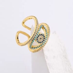 Elegant Gold and Blue Women's Ring